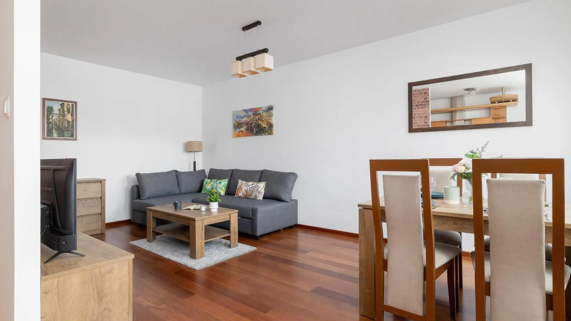 Unique Apartment Bialopradnicka With Balcony In Krakow By Noclegi Renters Poland