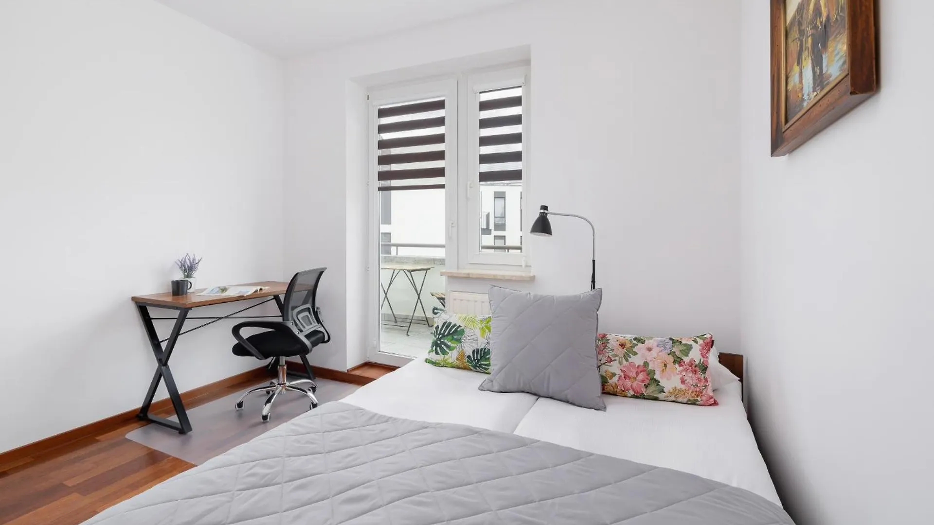 Unique Apartment Bialopradnicka With Balcony In Krakow By Noclegi Renters Poland