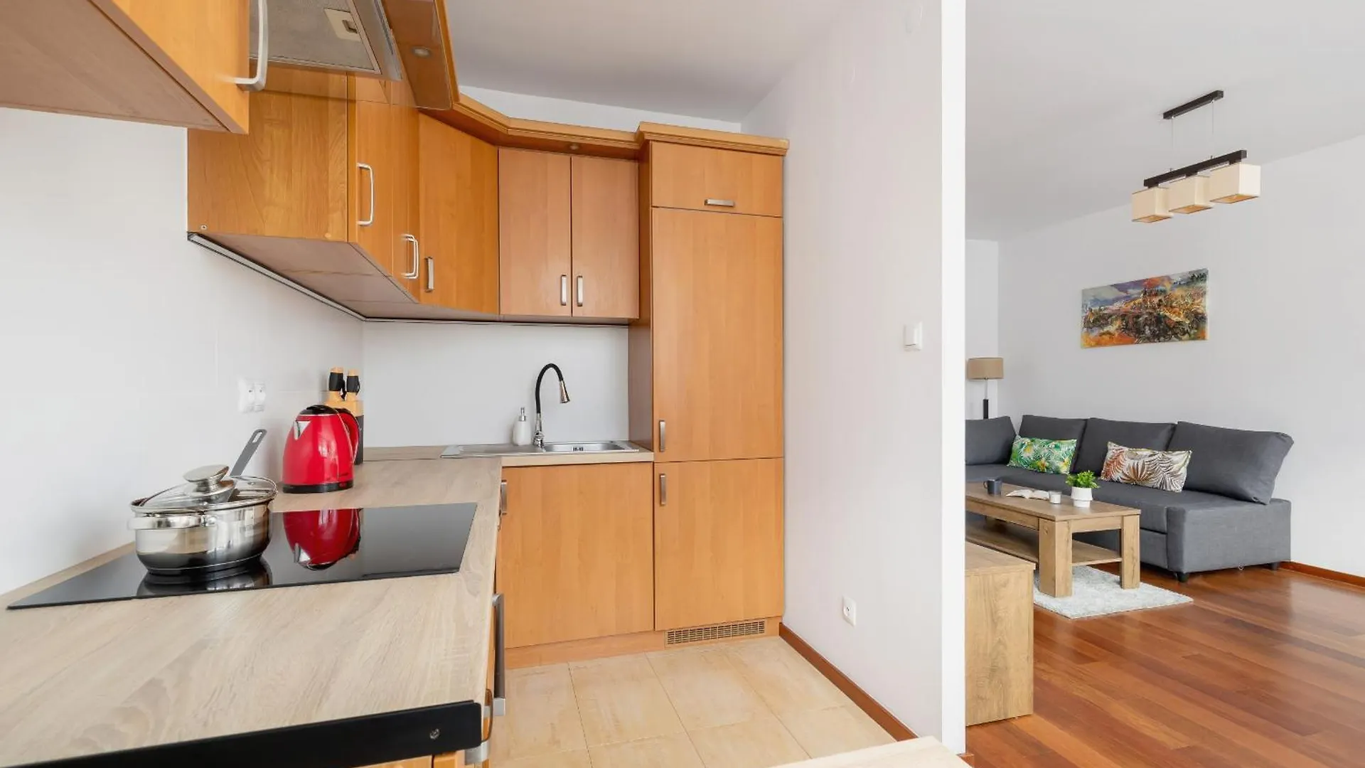 Unique Apartment Bialopradnicka With Balcony In Krakow By Noclegi Renters